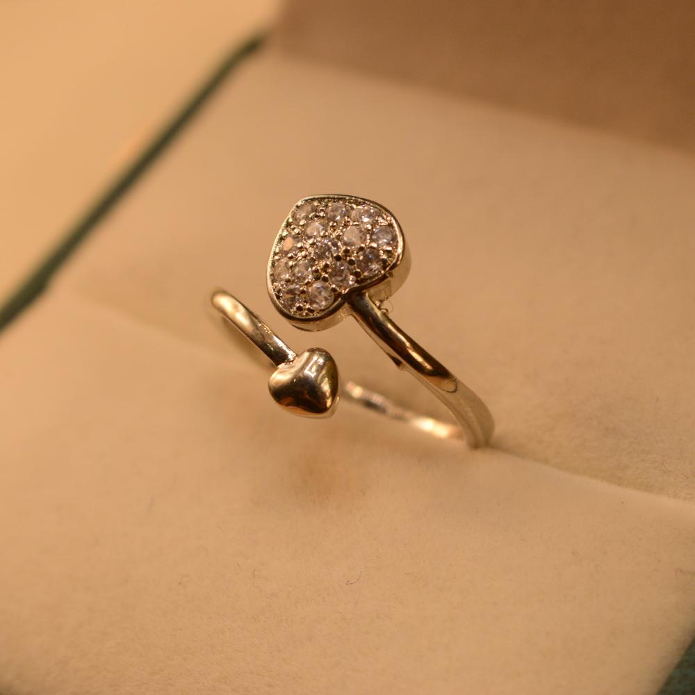 Luminous Fancy Crystal Stones Silver Ring for Girls/Women