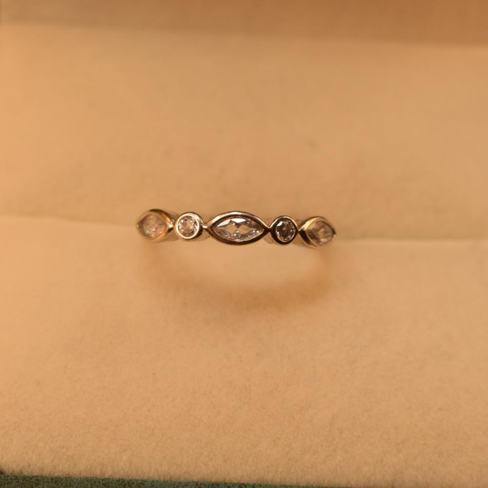 Luminous Design Crystal Stones Silver Ring for Girls/Women
