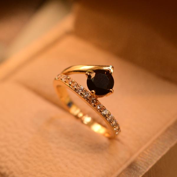 Gorgeous Unique Design Gold Plated Ring For Girls/Women