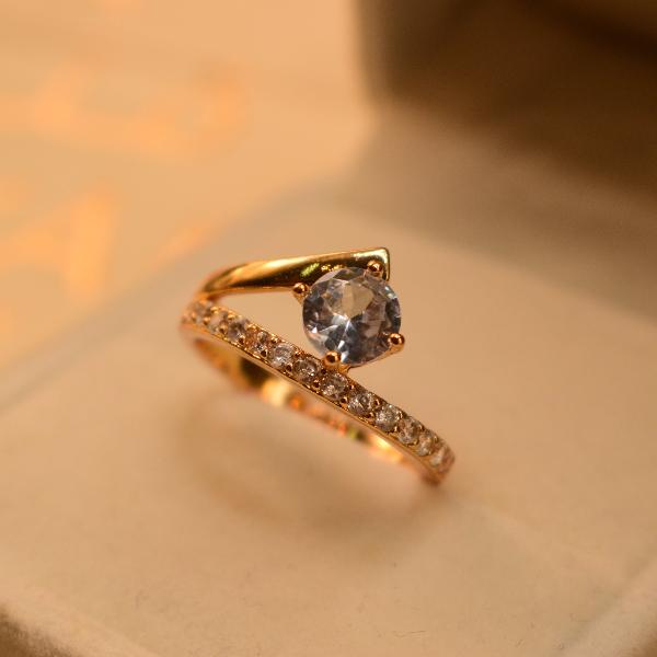 Gorgeous Unique Design Gold Plated Ring For Girls/Women