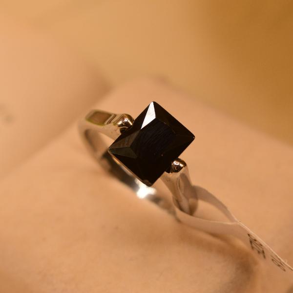 Gorgeous Stylish Design Real Stone Ring For Girls/Women