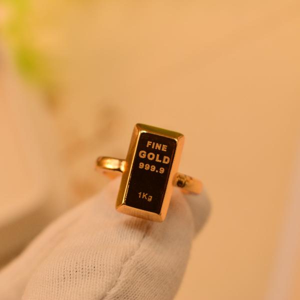 Beautiful Unique Design Gold Plated Ring For Girls/Women