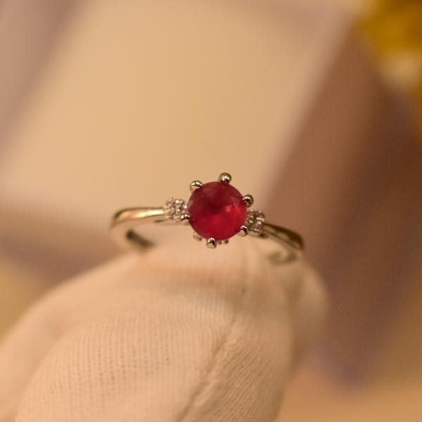 Beautiful Unique Design Real Stone Silver Ring For Girls/Women