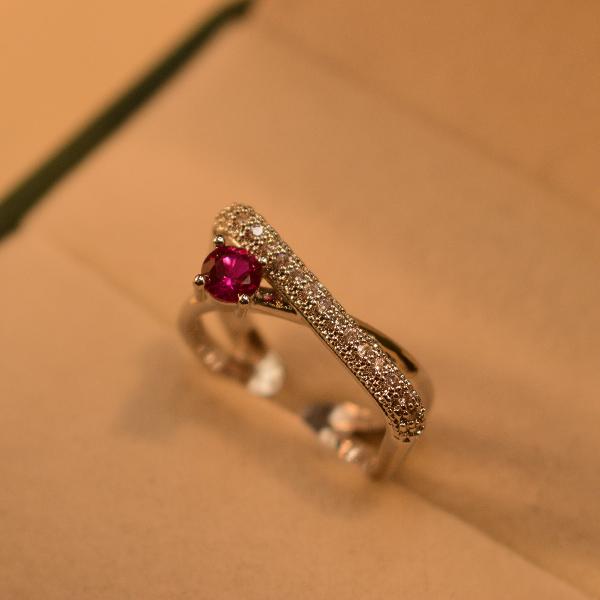 Beautiful Unique Design Real Stone Silver Ring For Girls/Women