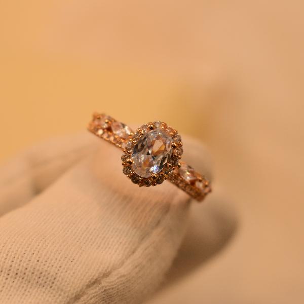 Unique Gorgeous Design Crystal Stones Ring For Girls/Women