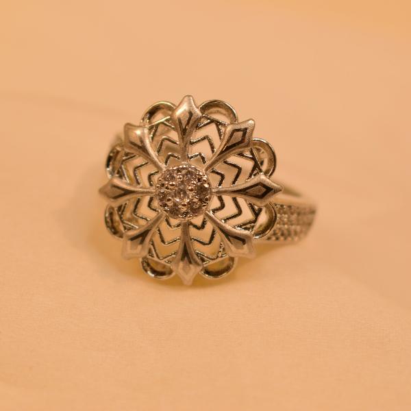 Luminous Flower Design Crystal Stones Silver Ring For Girls/Women