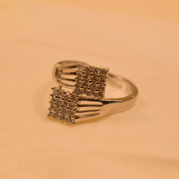 Elegant Cubic Shaped Crystal Stones Silver Ring For Girls/Women