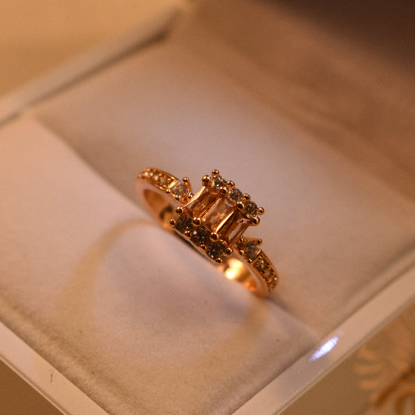 Unique Design Gold Plated Crystal Stones Ring For Girls/Women