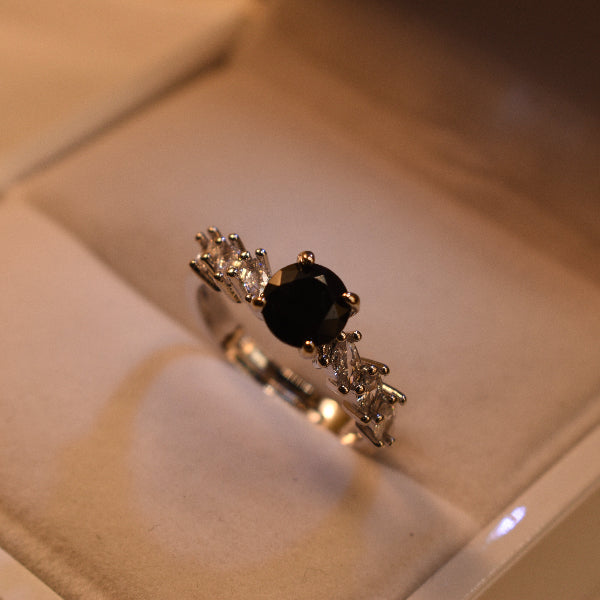 Gorgeous Design Silver Plated Real Stones Ring For Girls/Women