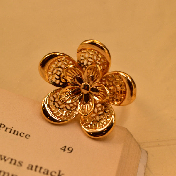 Charming Unique Flower Design Ring For Girls/Women