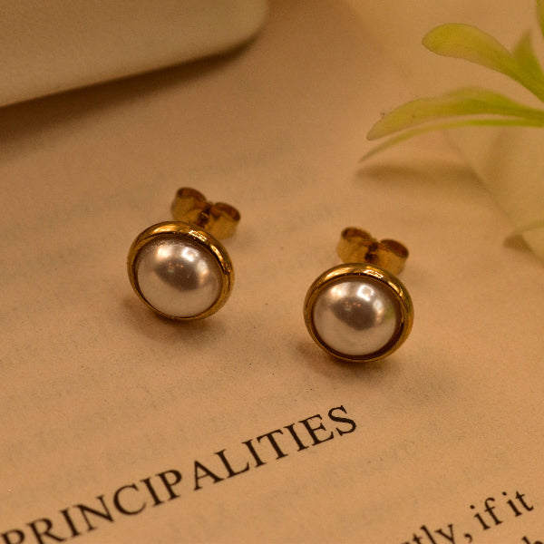Elegant Unique Design Gold Plated Pearl Earrings For Girls/women