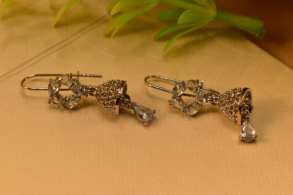 Elegant Unique Design Silver Plated Crystal Stones Earrings For Girls/women