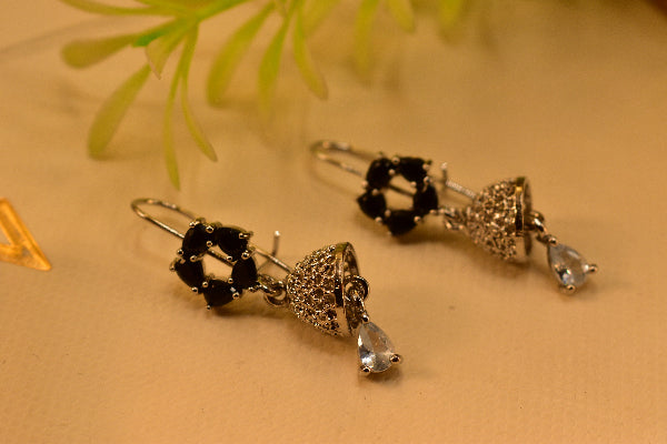 Elegant Unique Design Silver Plated Crystal Stones Earrings For Girls/women