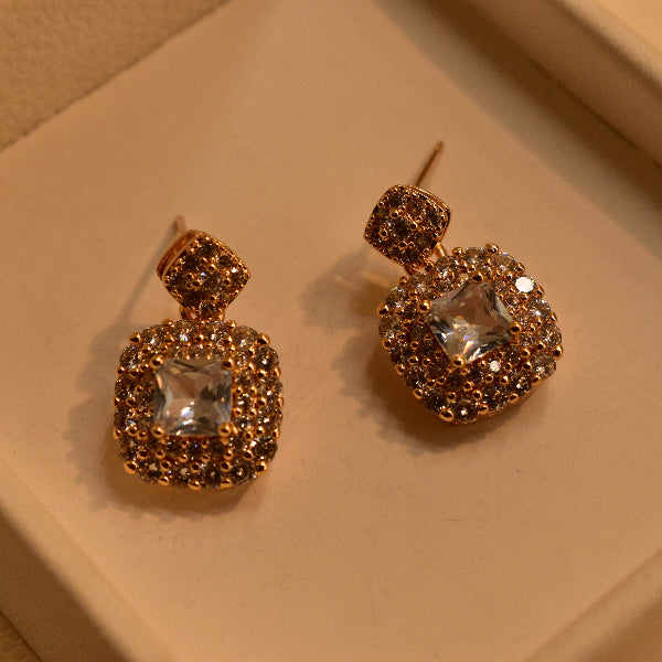 Charming Unique Design Gold Plated Crystal Stones Earrings For Girls/women
