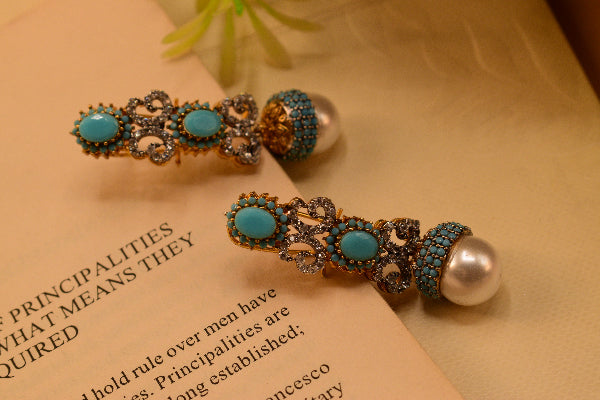 Dazzling Unique Design Gold Plated Crystal Stones Earrings For Girls/women