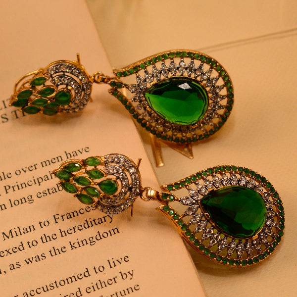 Glamorous Unique Design Gold Plated Crystal Stones Earrings For Girls/women
