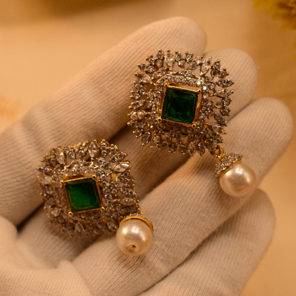 Stylish Unique Design Gold Plated Crystal Stones Earrings For Girls/women
