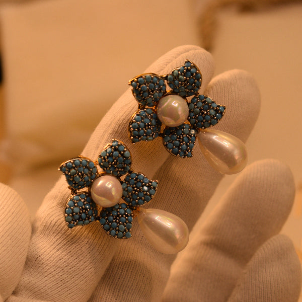 Beautiful Design Gold Plated Crystal Stones Earrings For Girls/women