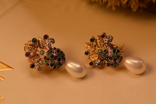 Gorgeous Design Gold Plated Crystal Stones Earrings For Girls/women