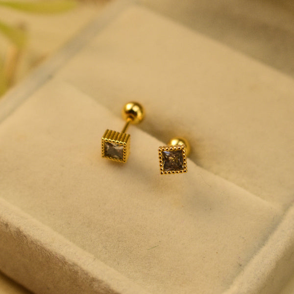 Luminous Unique Design Gold Plated Crystal Stones Tops For Girls/women