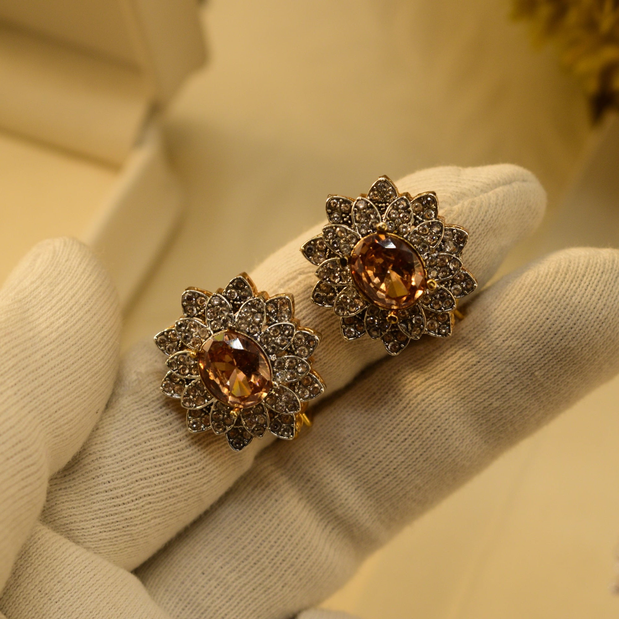 Luxury Unique Design Gold Plated Crystal Stones Earrings For Girls/women