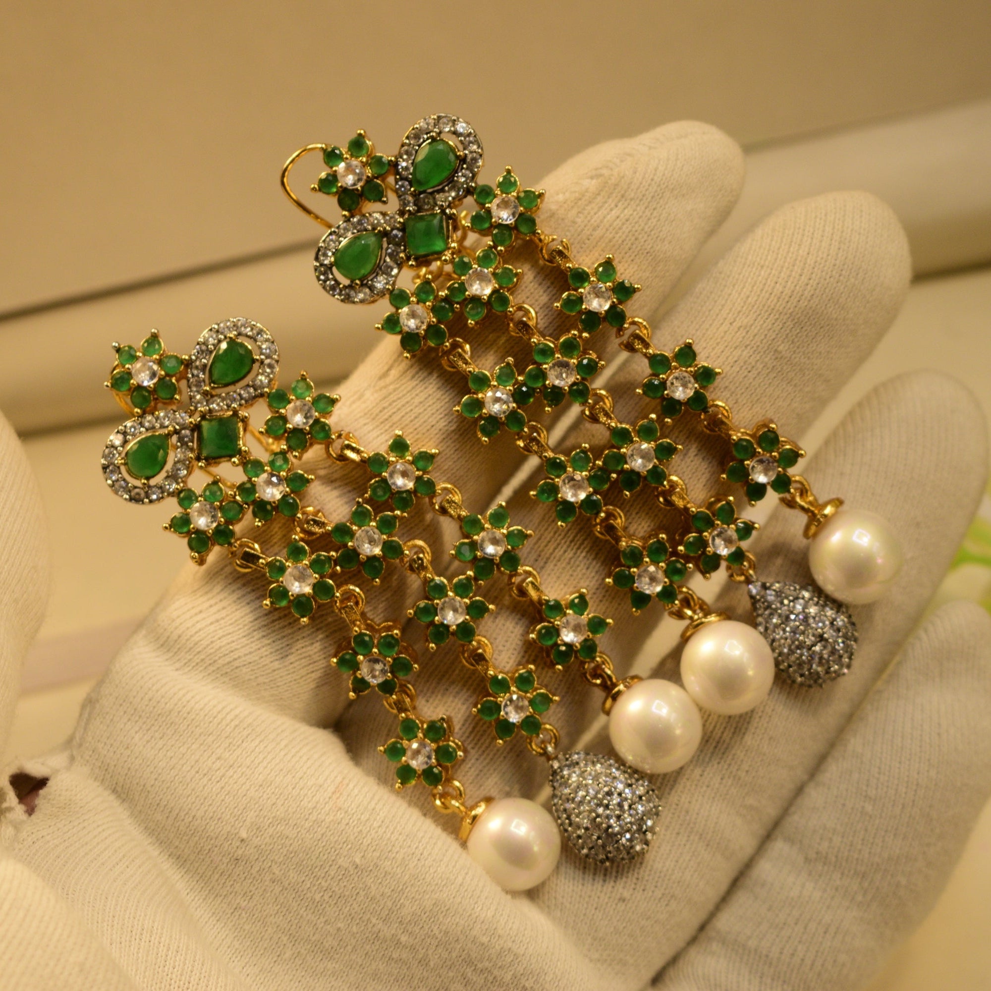Dazzling Design Gold Plated Crystal Stones Earrings For Girls/women