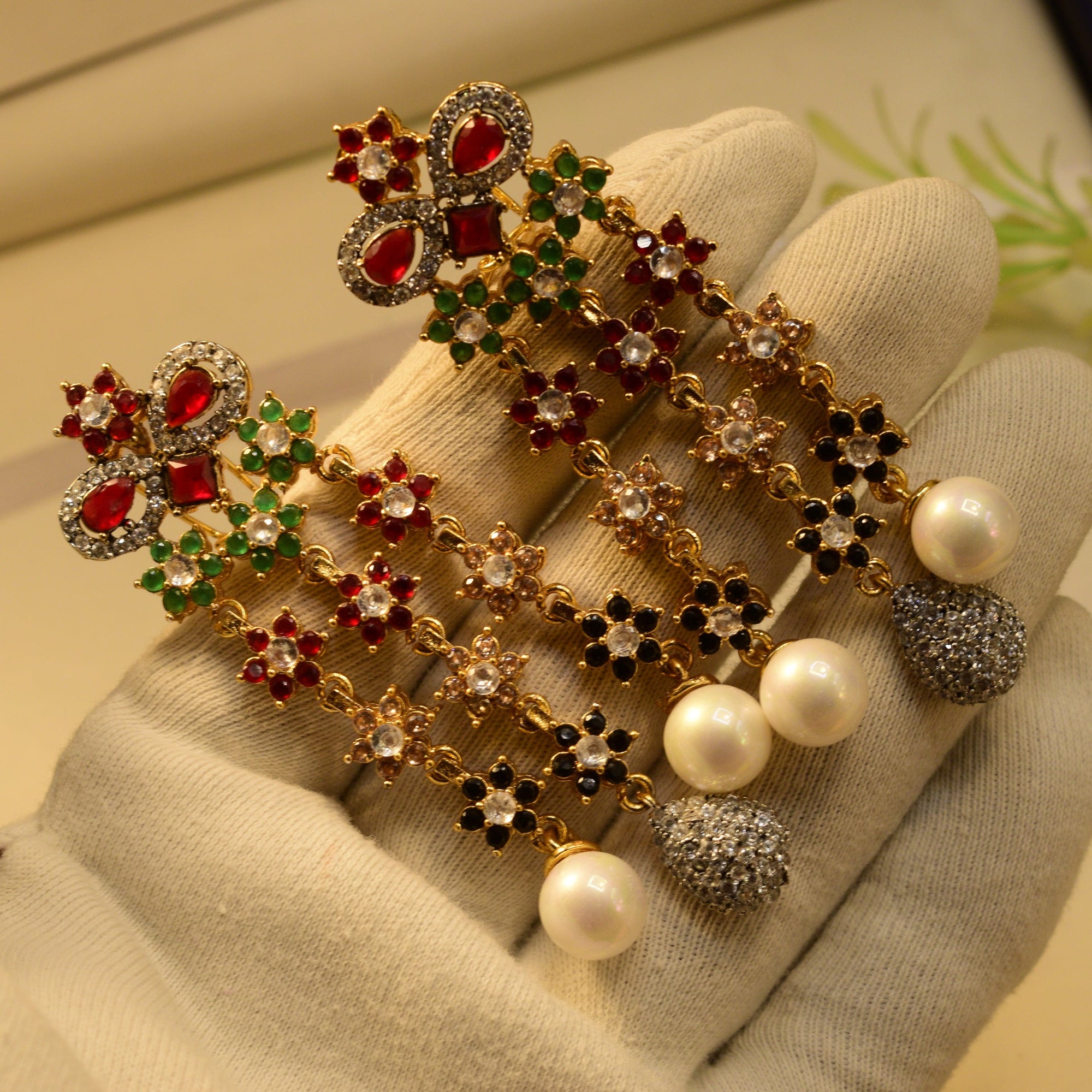 Dazzling Design Gold Plated Crystal Stones Earrings For Girls/women