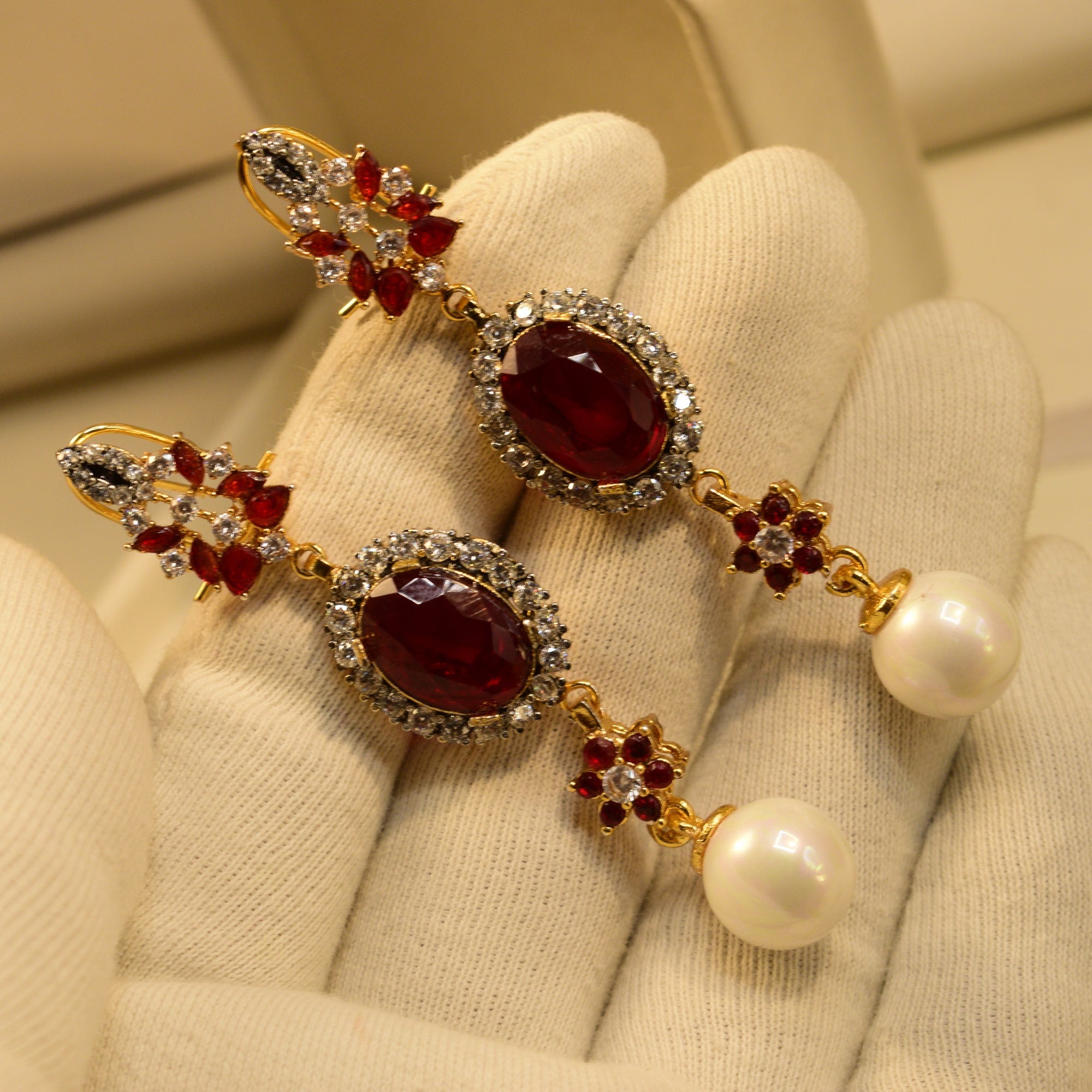 Stylish Design Gold Plated Crystal Stones Earrings For Girls/women