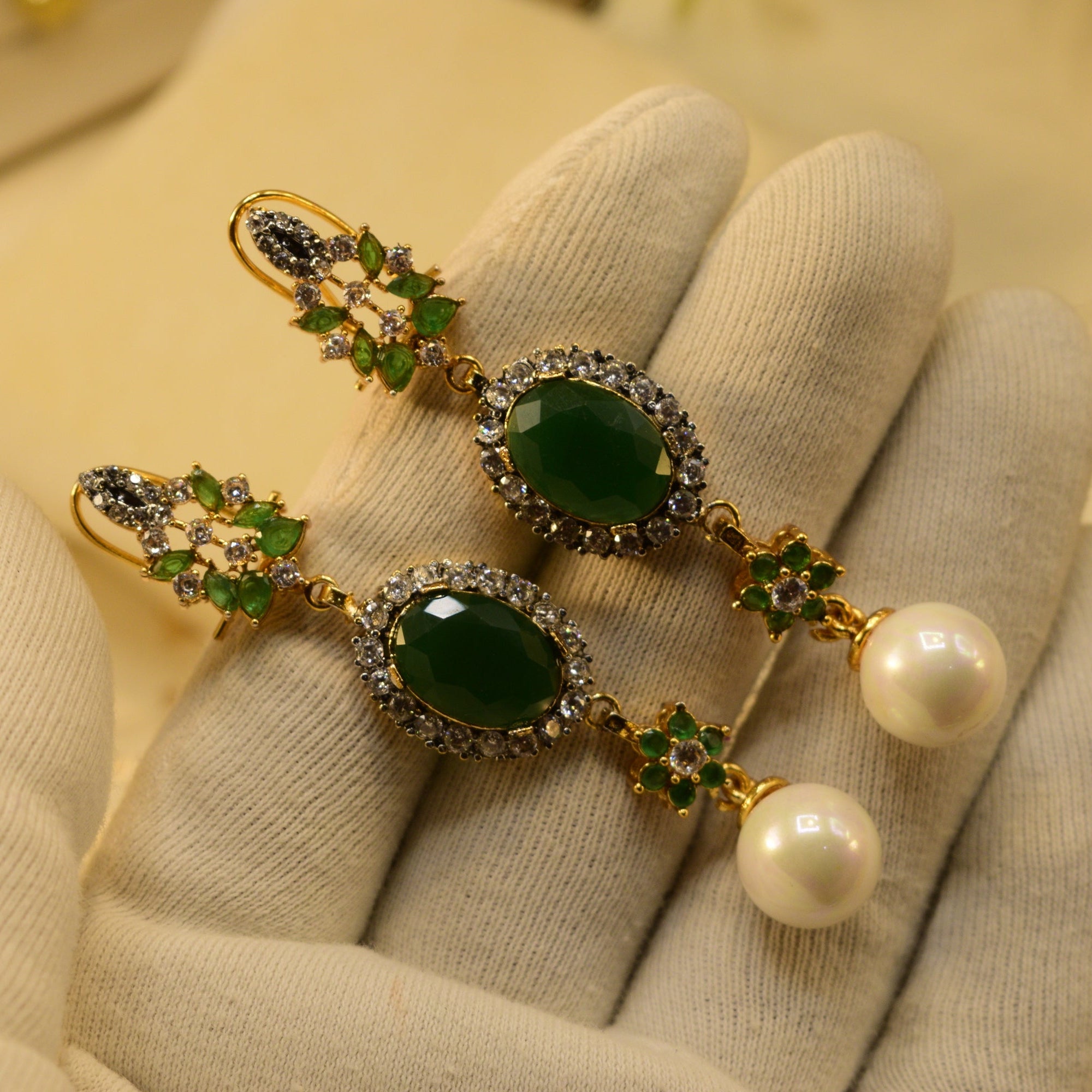 Stylish Design Gold Plated Crystal Stones Earrings For Girls/women