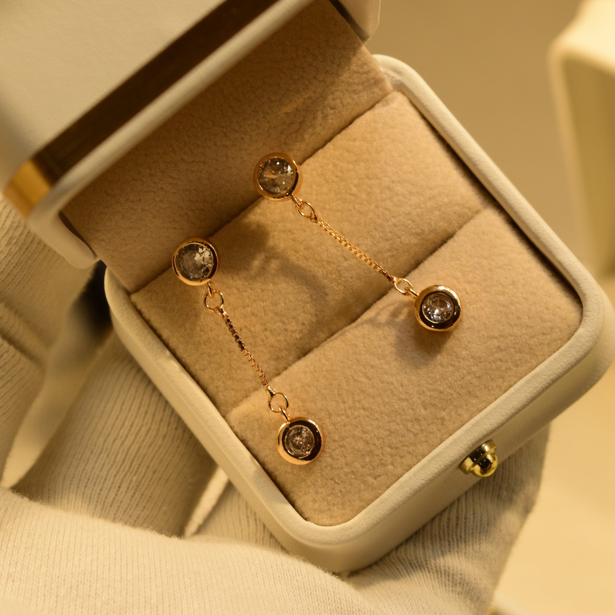 Luminous Design Gold Plated Crystal Stones Earrings For Girls/women