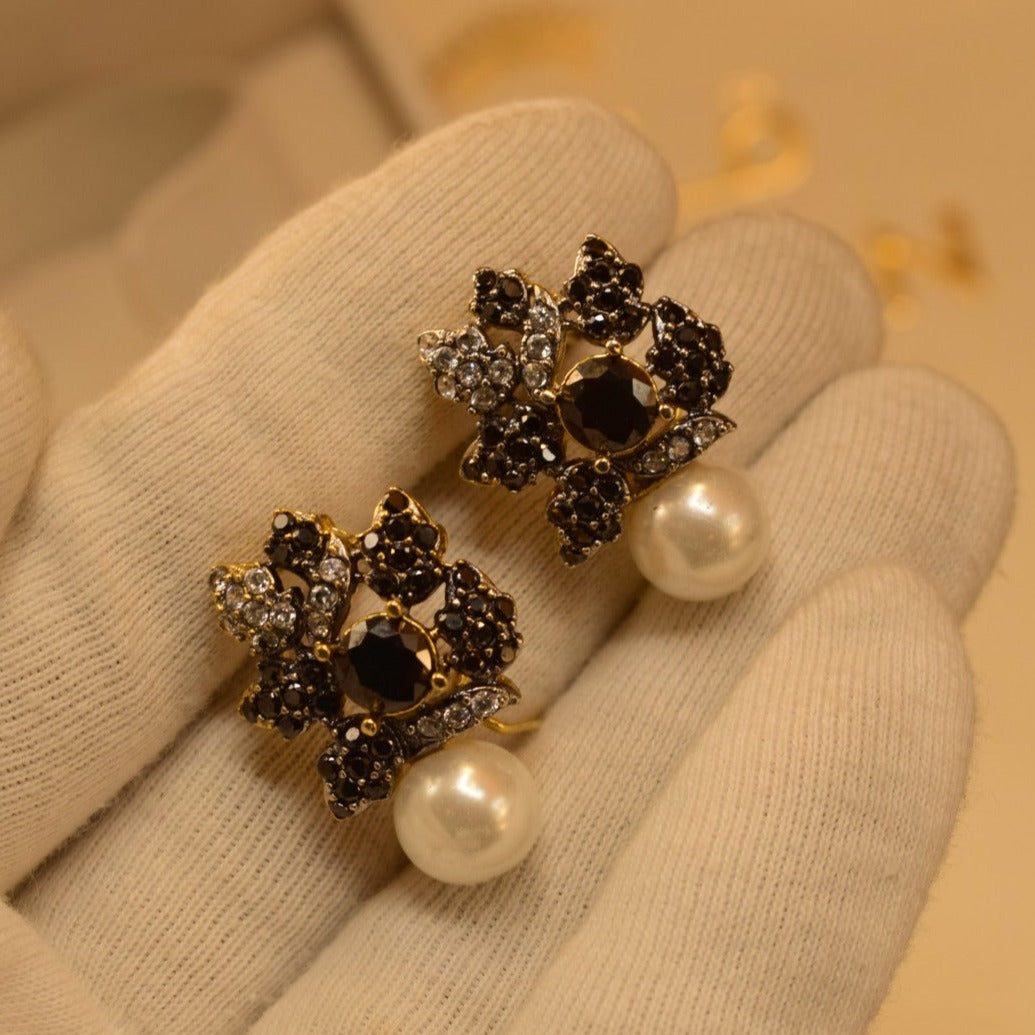 Elegant Design Golden BLUE Stones Earrings For Girls/women.