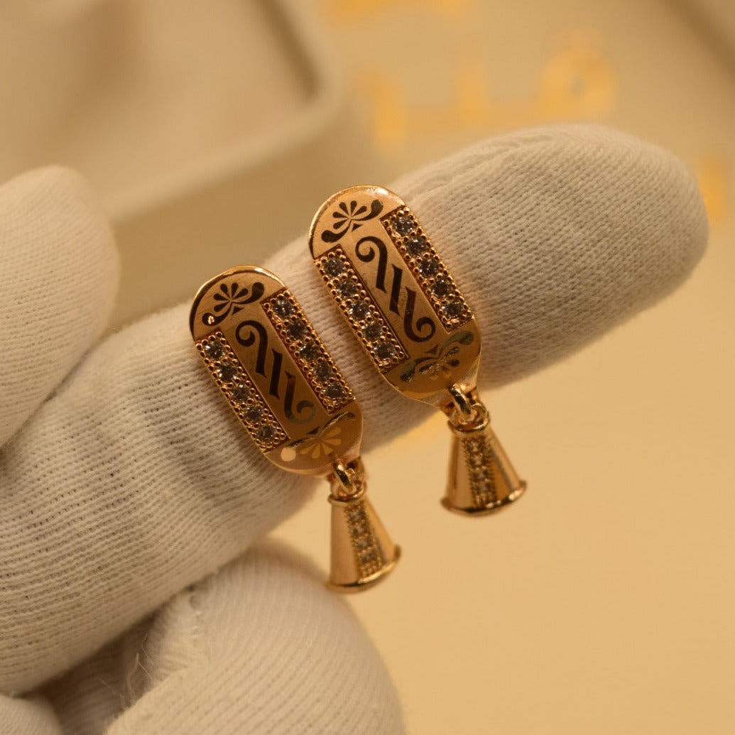 Gorgeous Unique Design Gold Plated Earrings For Girls/women