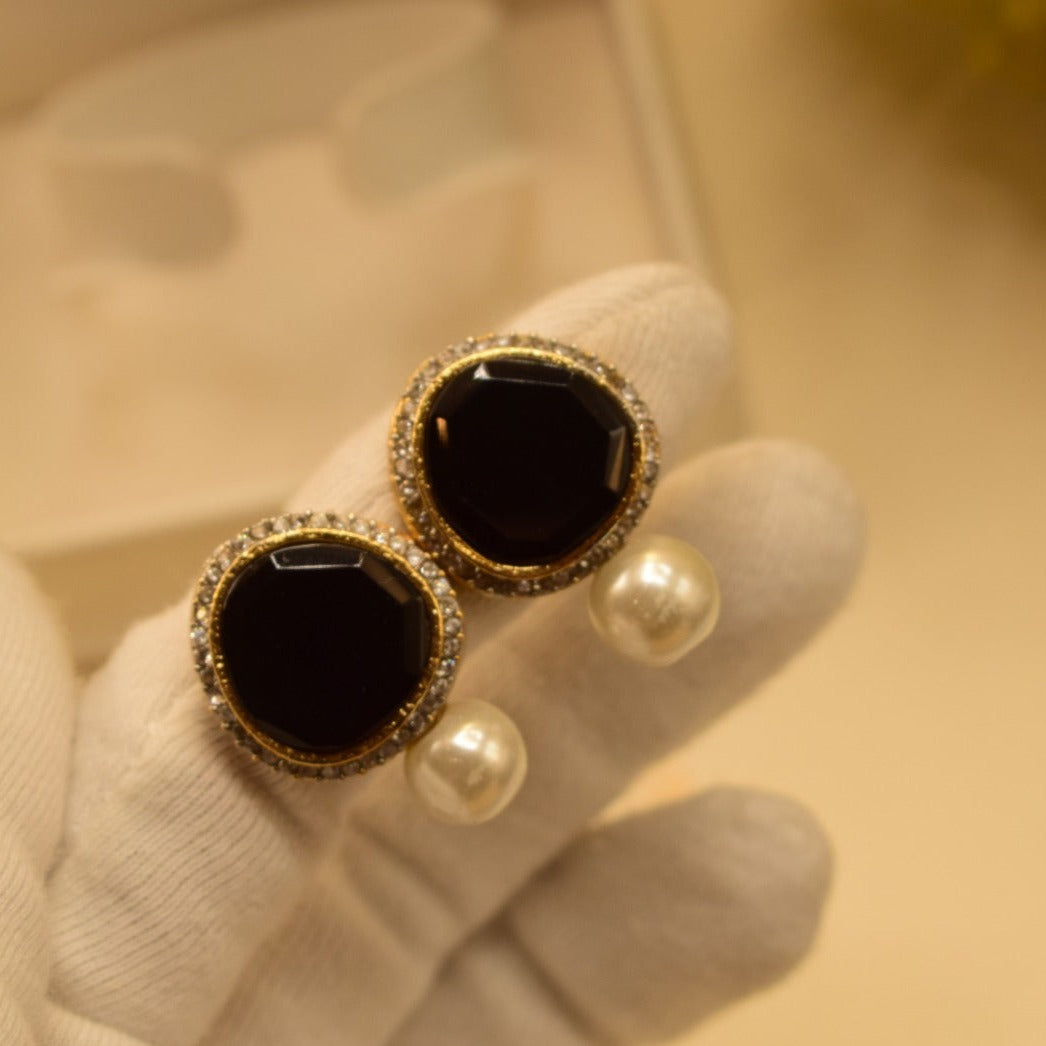 Unique Design Different Colors Stone Gold Plated Pearl Earrings For Girls/women.