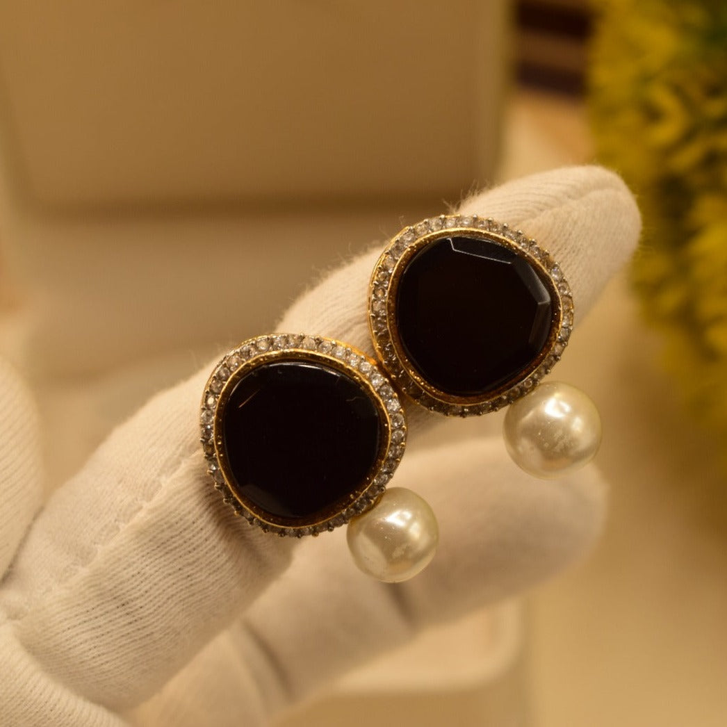 Unique Design Different Colors Stone Gold Plated Pearl Earrings For Girls/women.