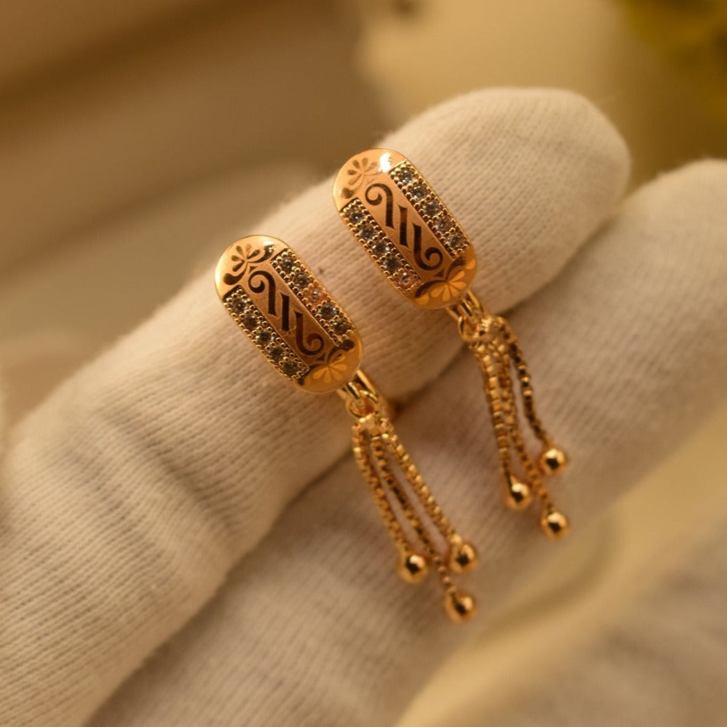 Unique Design Real Stone Gold Plated Earrings For Girls/women.