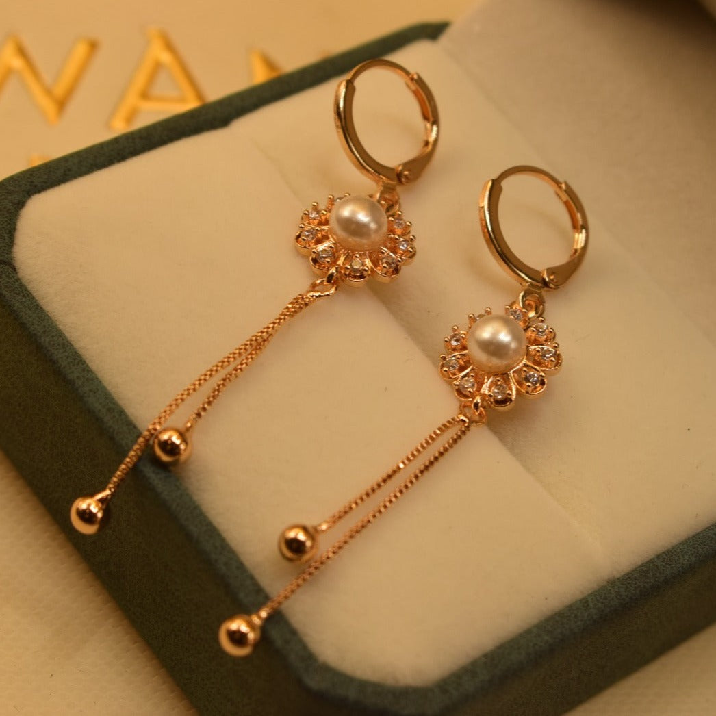 Unique Flower Design Real Stone Gold Plated Earrings For Girls/women.