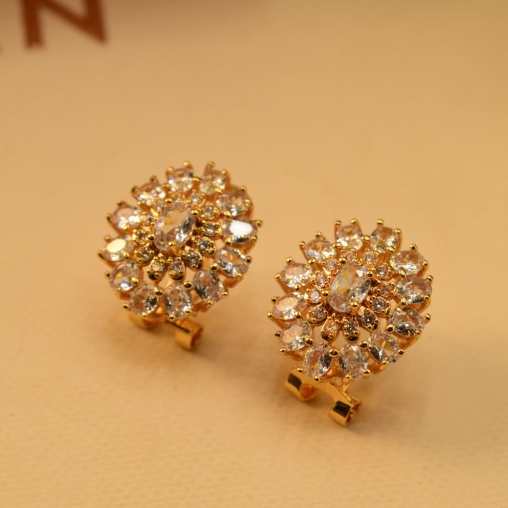 Elegant Design Gold Plated Earrings For Girls/women.