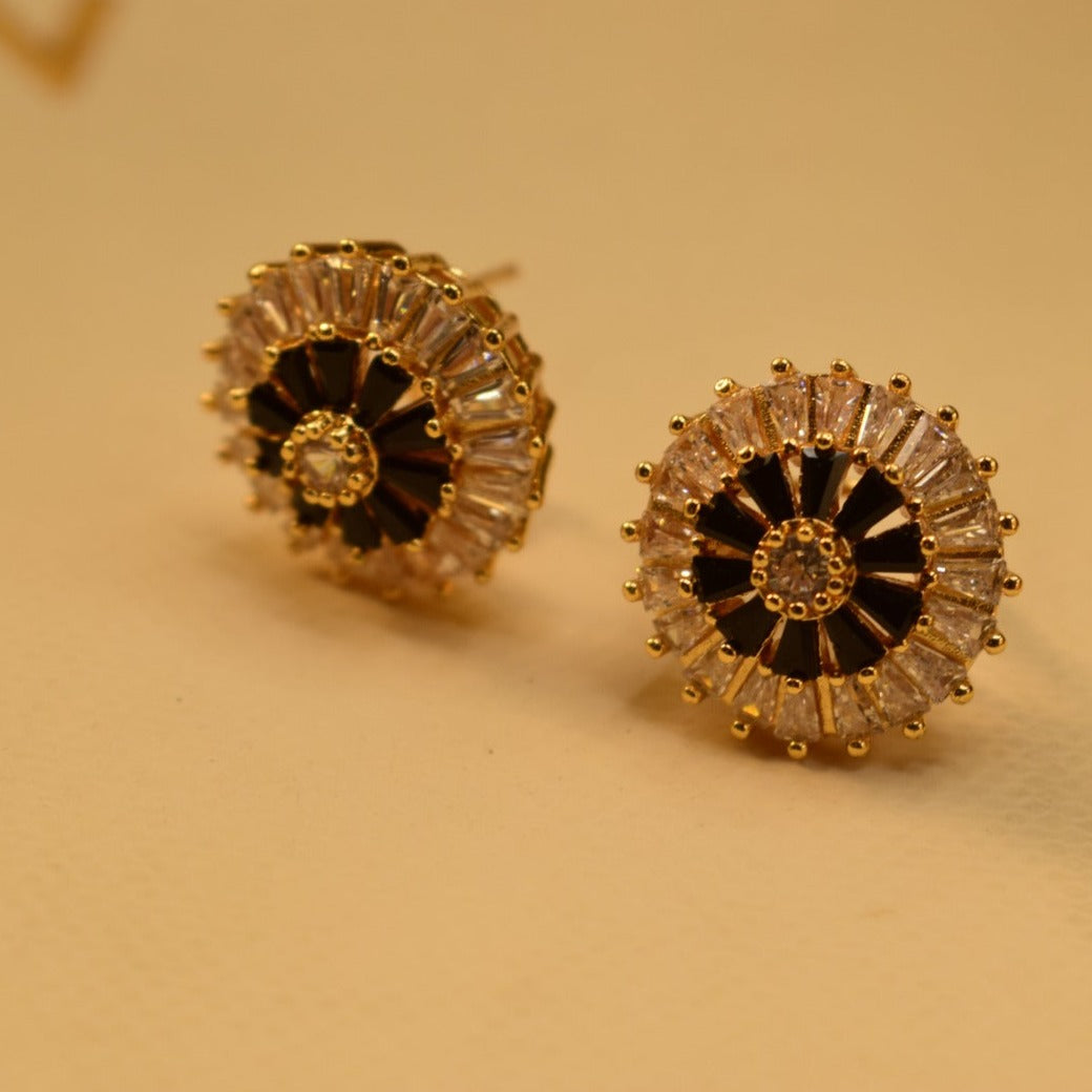 Elegant Design Gold Plated Earrings For Girls/women.