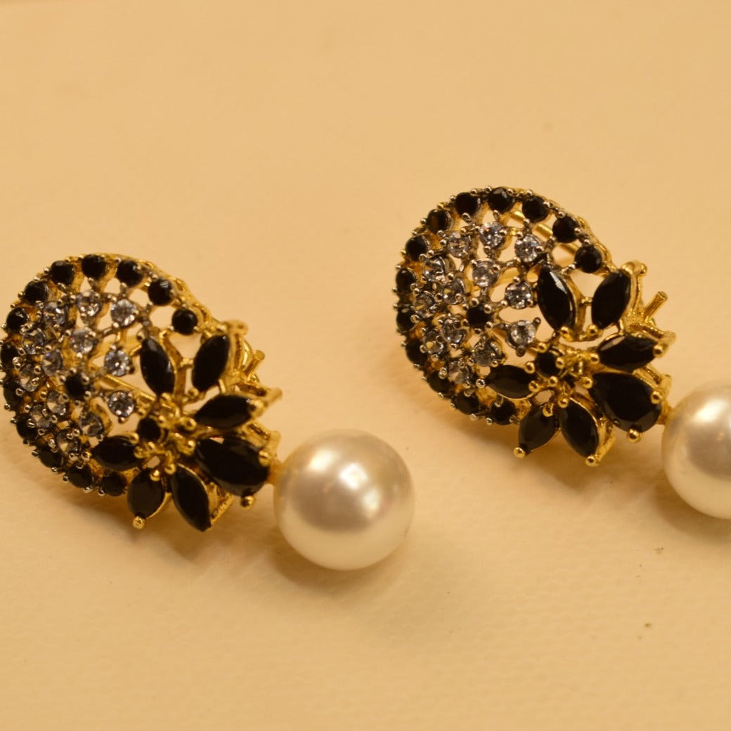 Elegant Design Gold Plated Earrings For Girls/women