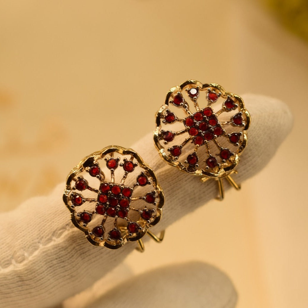 Elegant Design Gold Plated Earrings For Girls/women