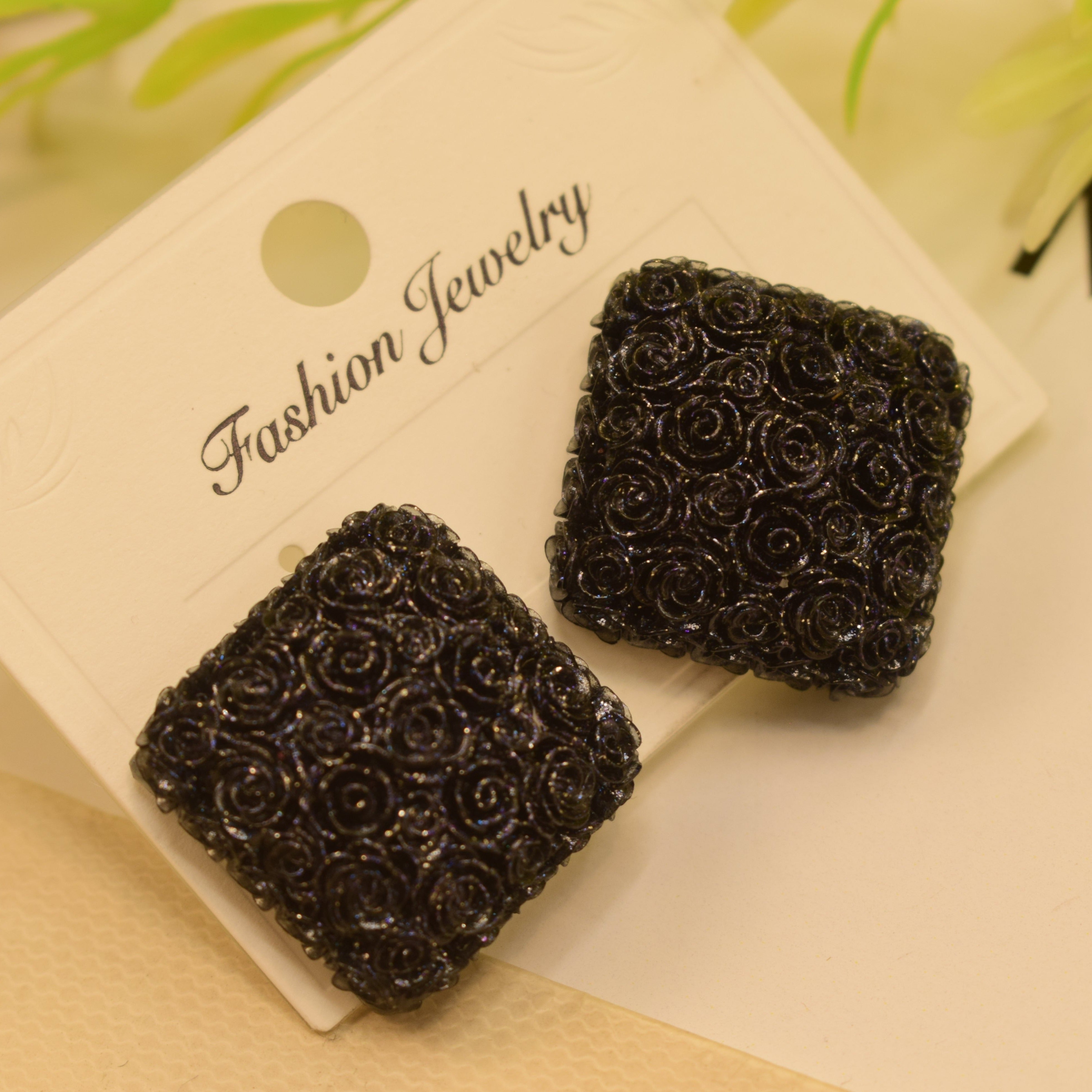 Unique Elegant Earrings For Girls/women