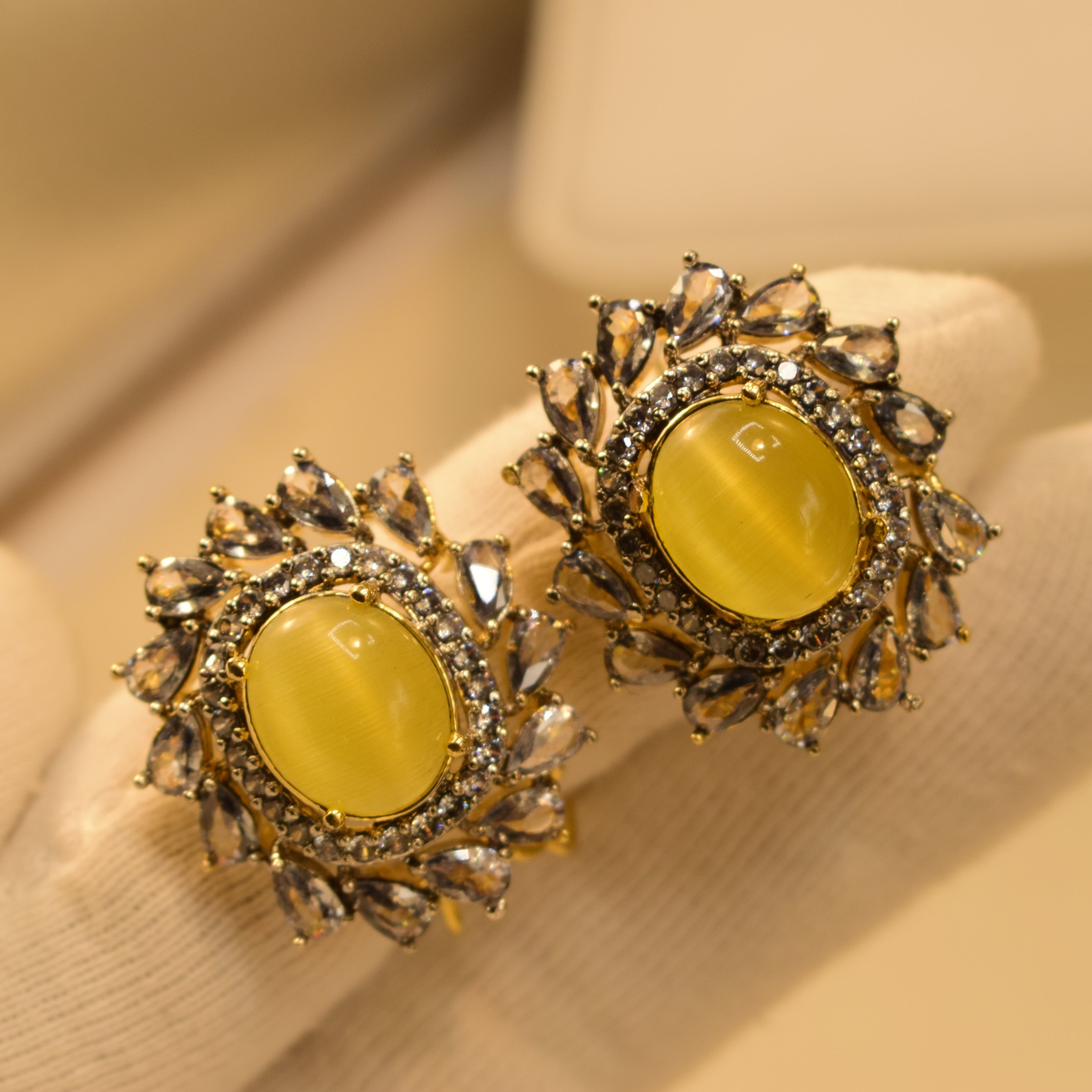 Stylish Design Earrings For Girls/women
