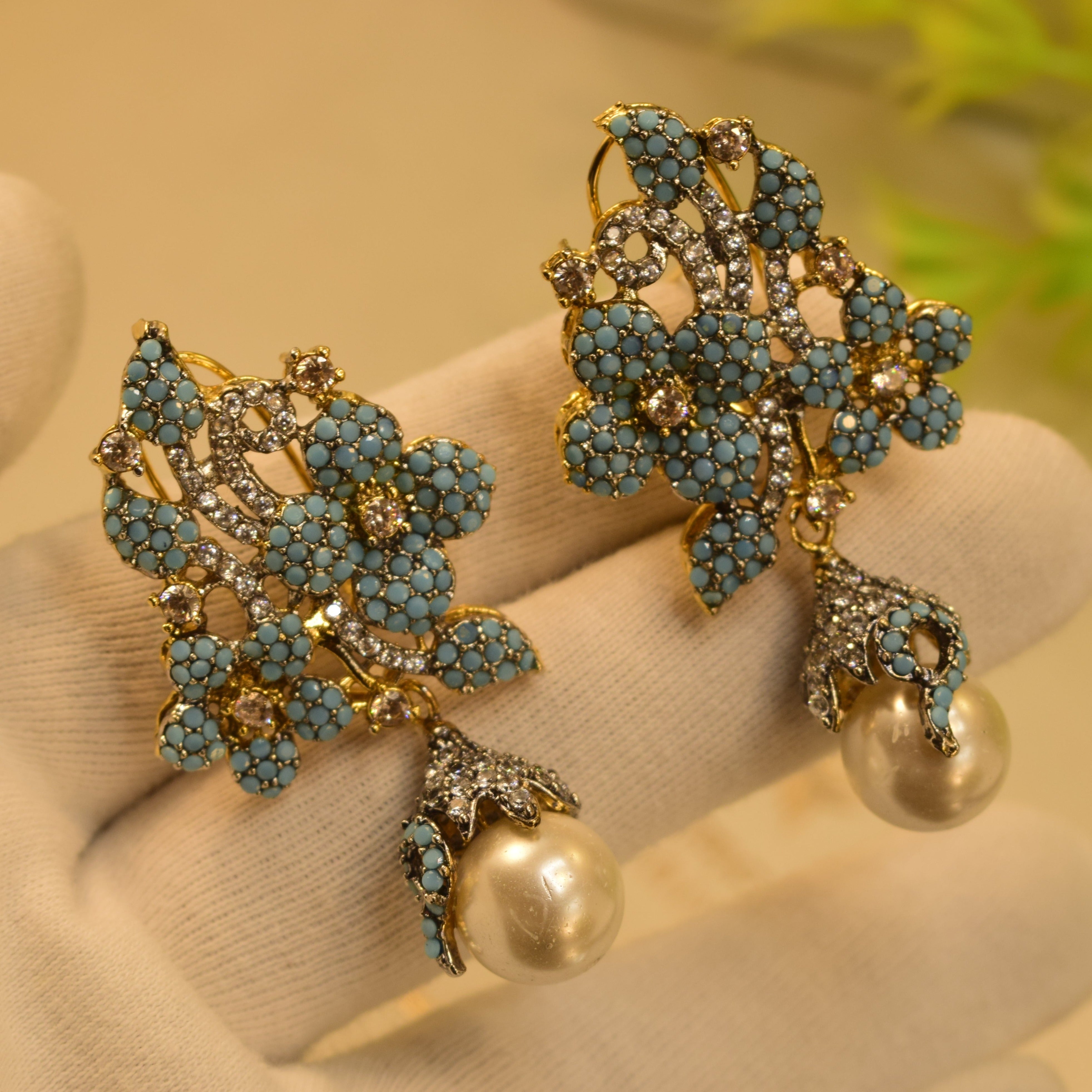 Elegant Design Earrings For Girls/women