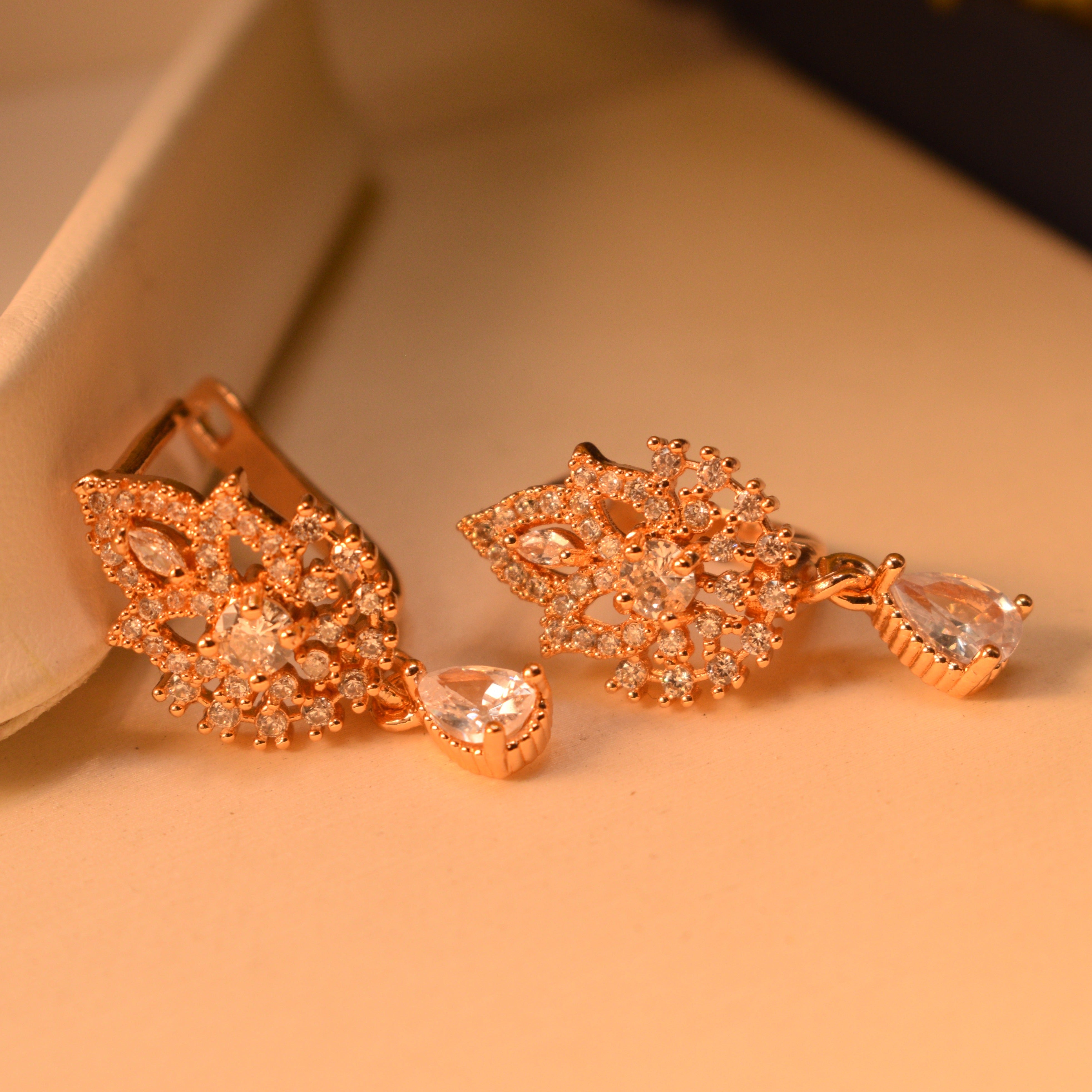 Stylish Gold Plated Earrings For Girls/women