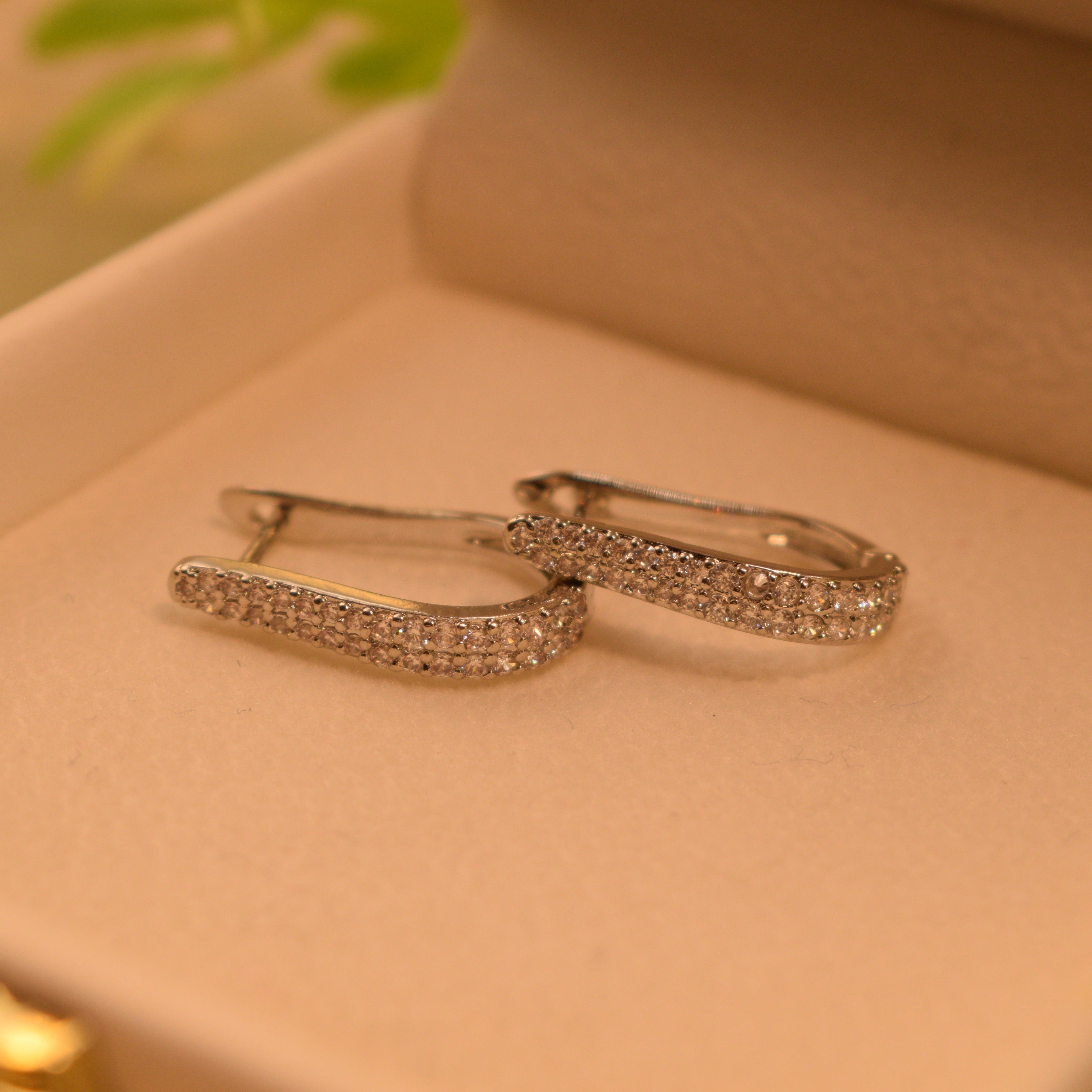 Beautiful Real Stones Earrings For Girls/women