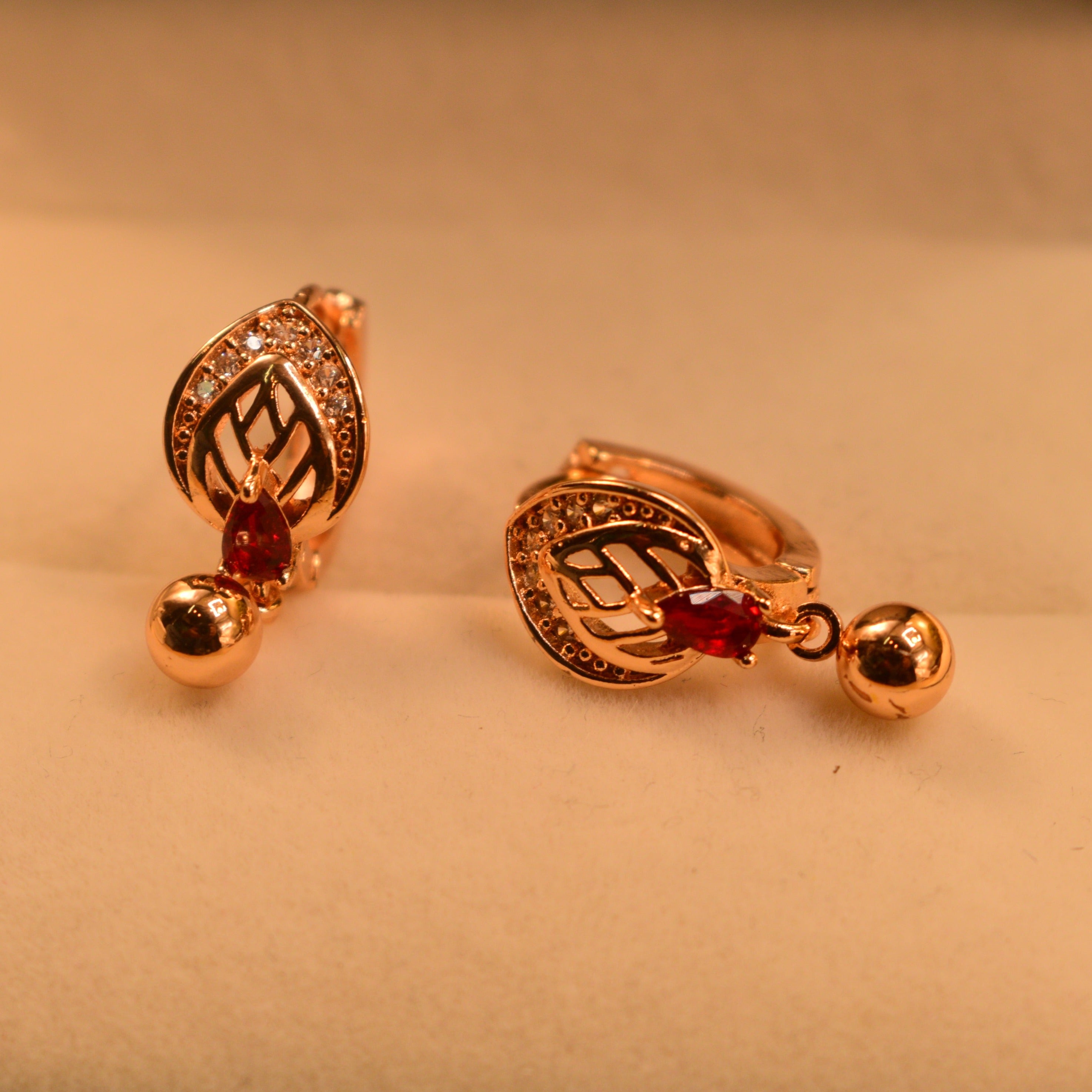 Luxury Unique Design Gold Plated Earrings For Girls/women