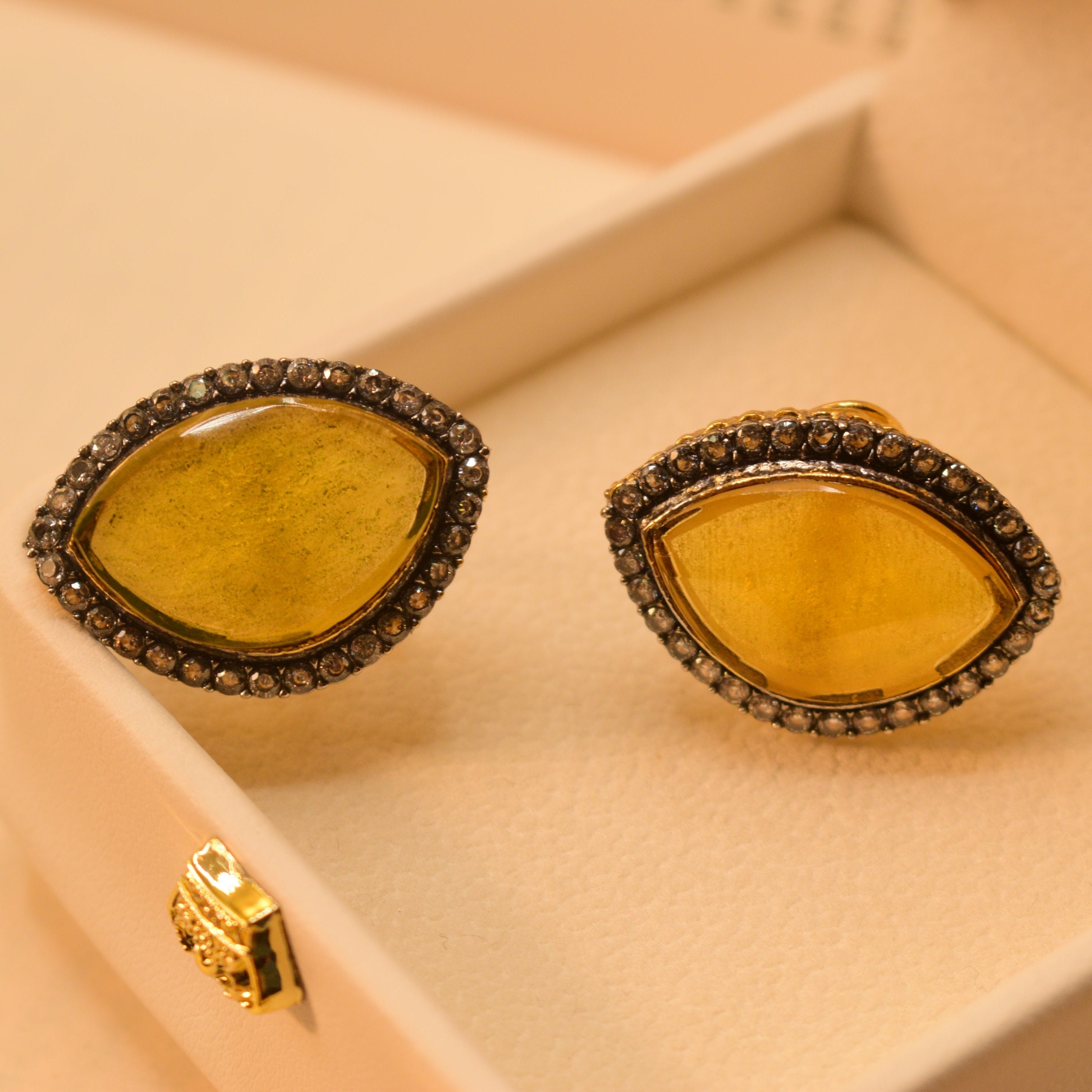 Beautiful Fancy Big Stone Earrings For Girls/women