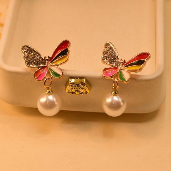 Luminous Butterfly Design Gold Plated Pearl Earrings For Girls/women
