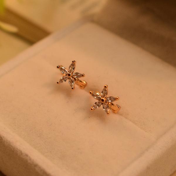 Glamorous Unique Design Gold Plated Tiny Tops for Girls/Women