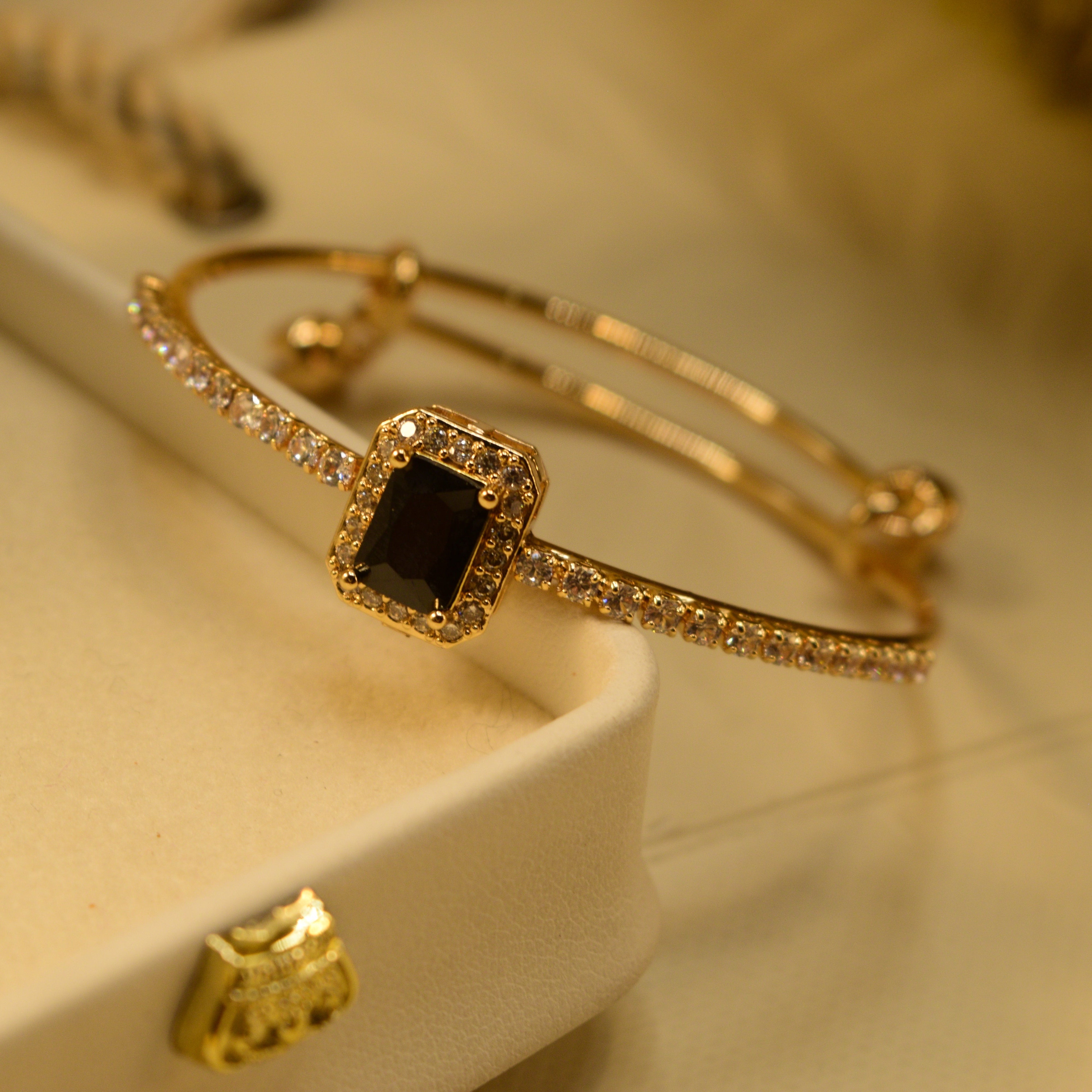 Glamorous Design Gold Plated Crystal Stones Bracelet for Kids